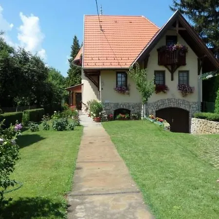 Mit Privatem Pool By Interhome Apartment Balatonfoldvar