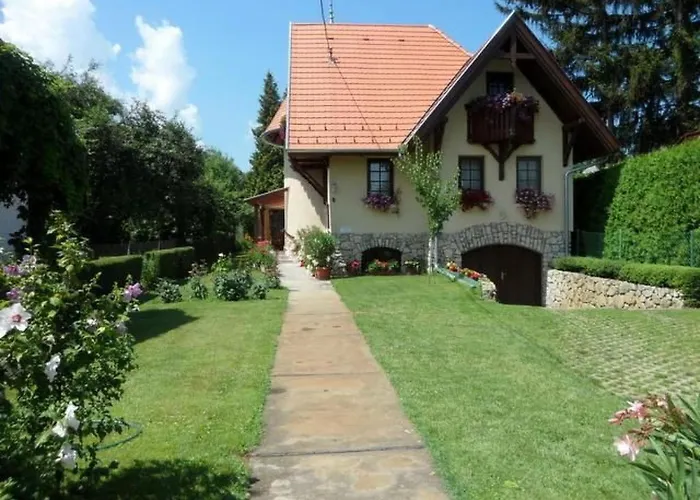 Mit Privatem Pool By Interhome Apartament Balatonföldvár